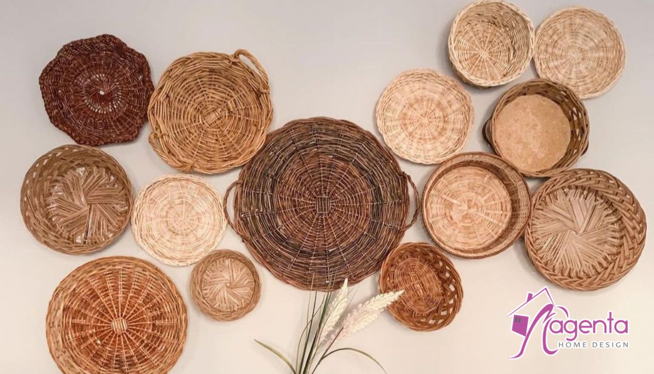 Piring rotan sebagai dekorasi dinding rumah